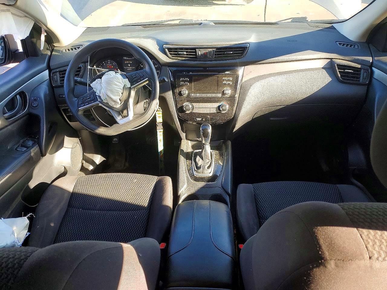 2017 Nissan Rogue Sport S - zdjęcie 8