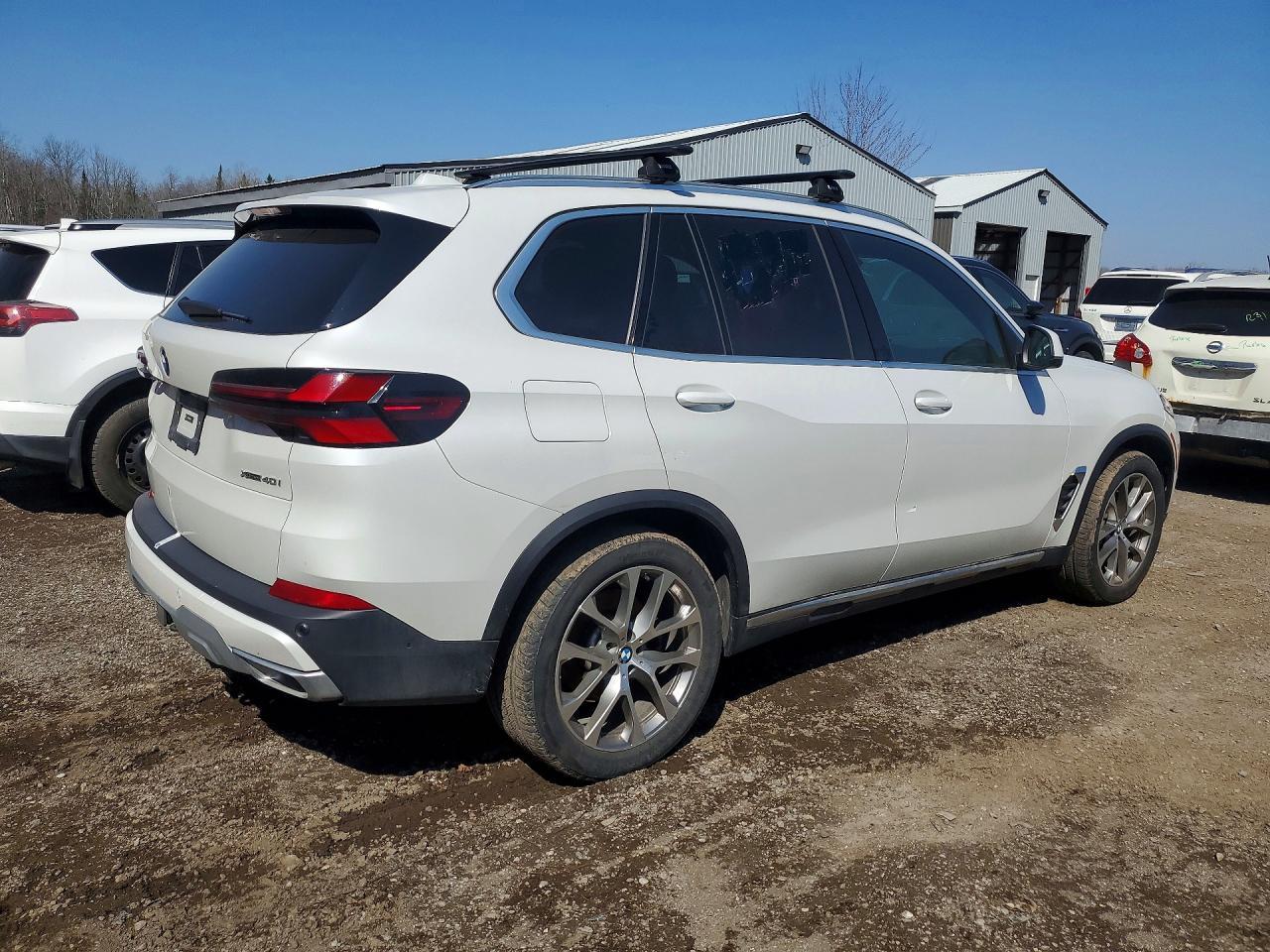 2024 BMW X5 xDrive40I - zdjęcie 3