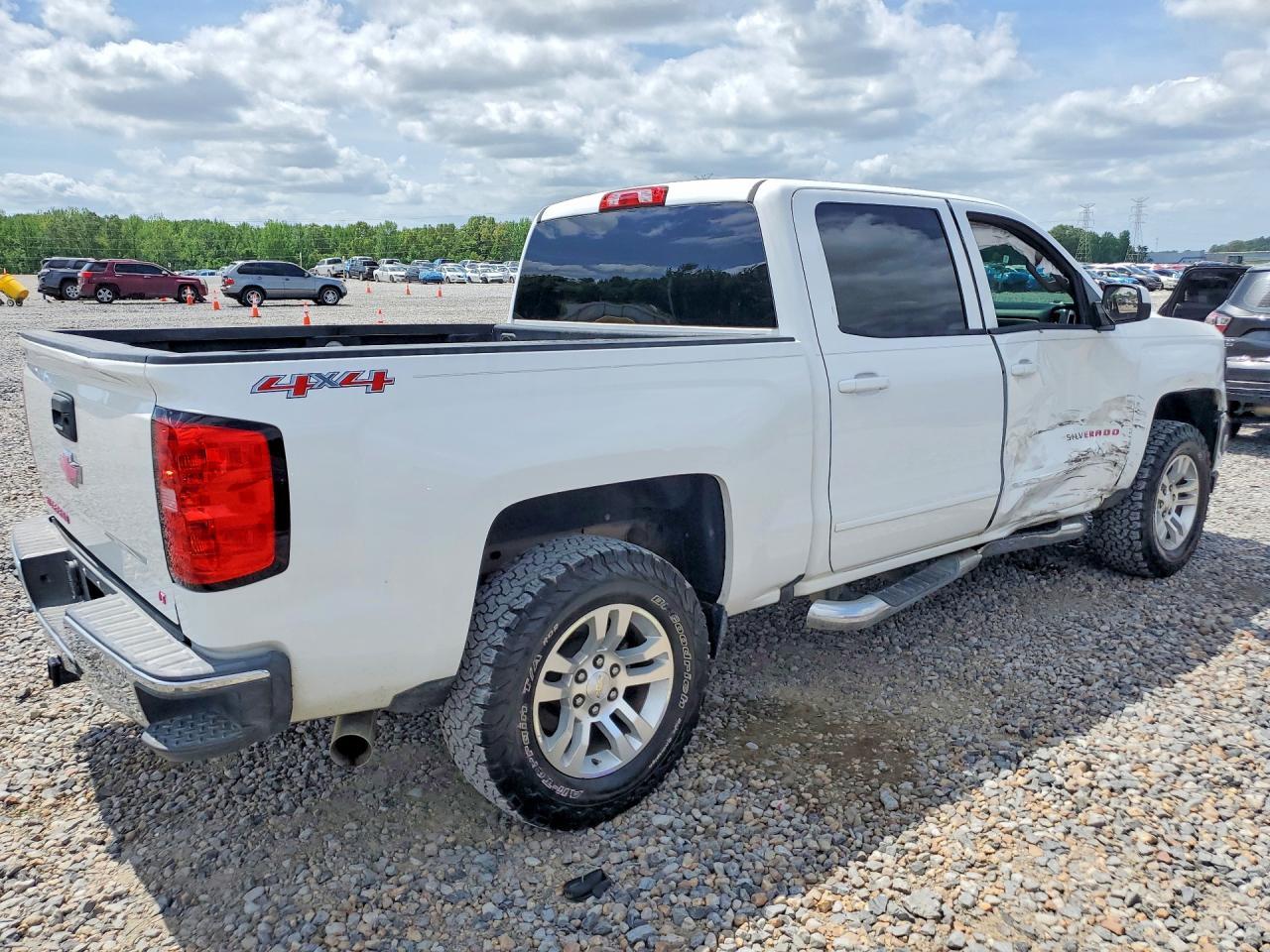 2017 Chevrolet Silverado K1500 Lt - zdjęcie 3