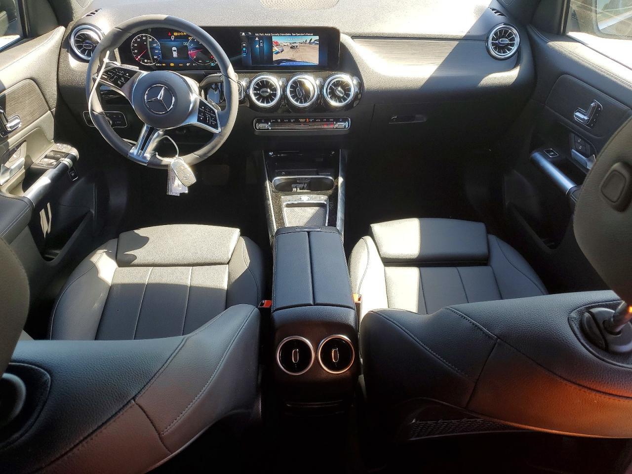 2025 Mercedes-Benz Gla 250 - zdjęcie 8