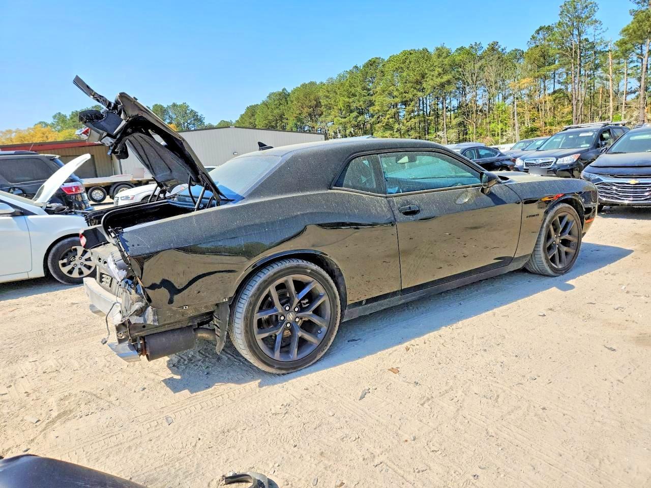 2022 Dodge Challenger R - zdjęcie 3