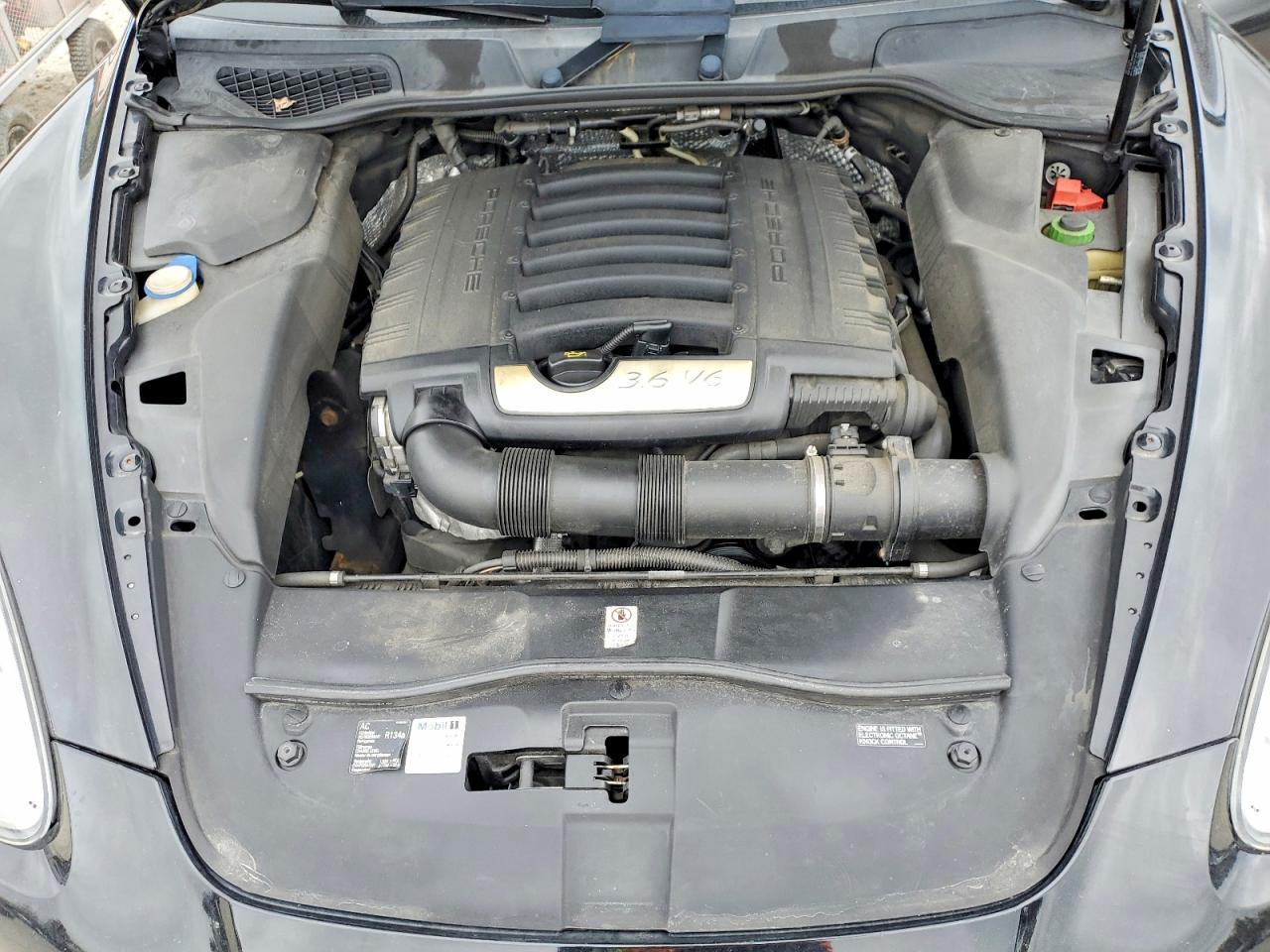 2014 Porsche Cayenne - zdjęcie 12