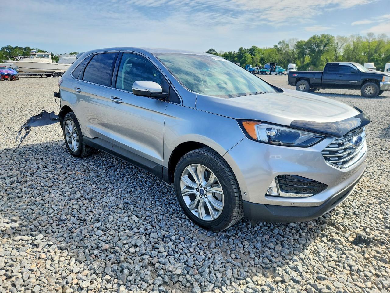 2022 Ford Edge Titanium - zdjęcie 4