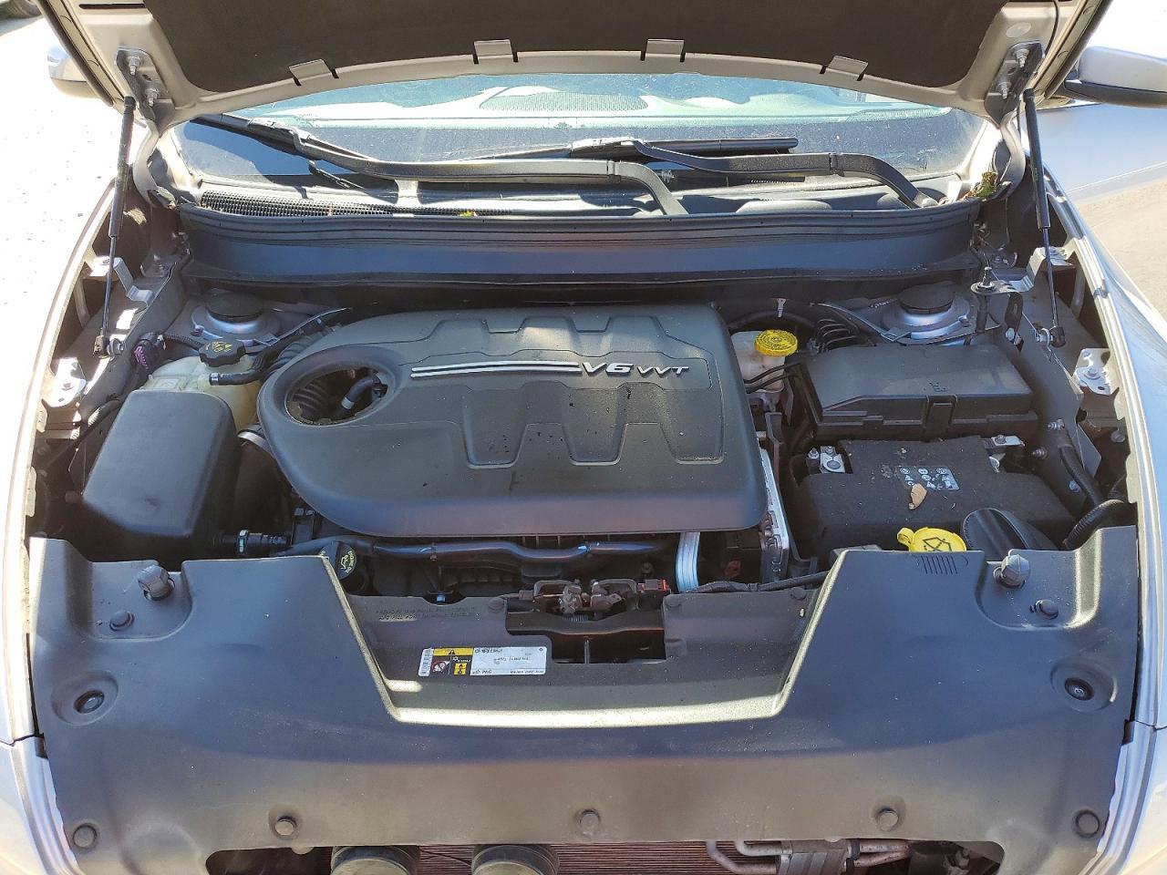 2018 Jeep Cherokee Latitude - zdjęcie 12