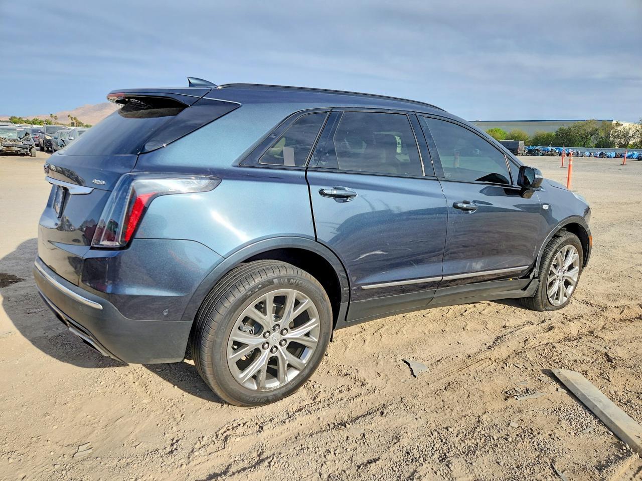 2020 Cadillac Xt5 Sport - zdjęcie 3