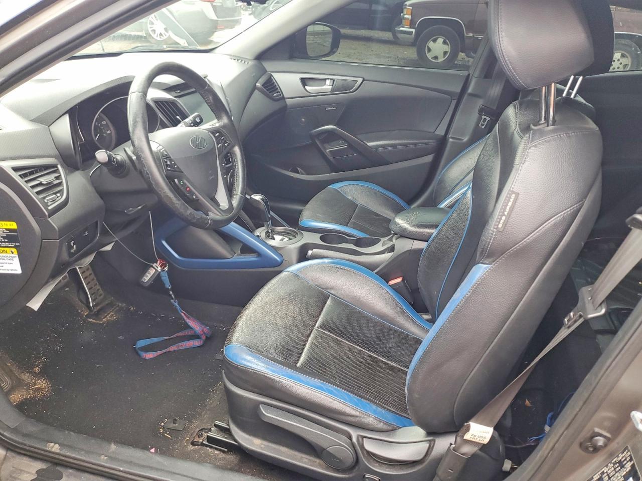 2013 Hyundai Veloster Turbo - zdjęcie 7