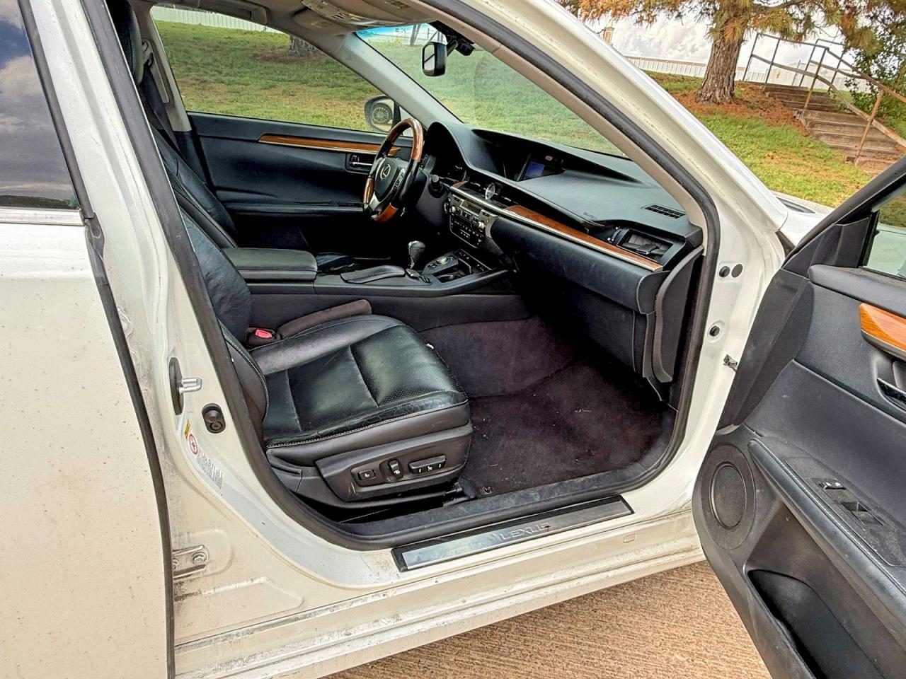 2015 Lexus Es 300H - zdjęcie 5