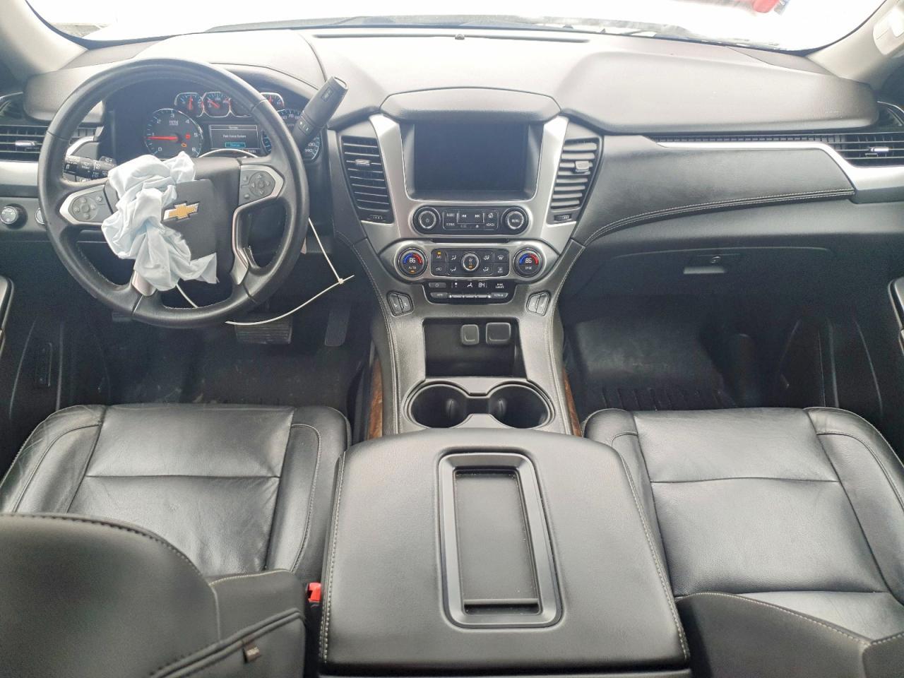 2020 Chevrolet Suburban K1500 Lt - zdjęcie 8