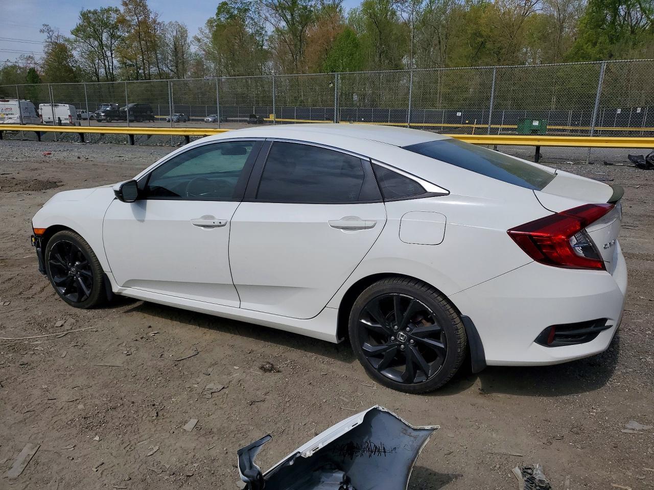 2019 Honda Civic Sport - zdjęcie 2