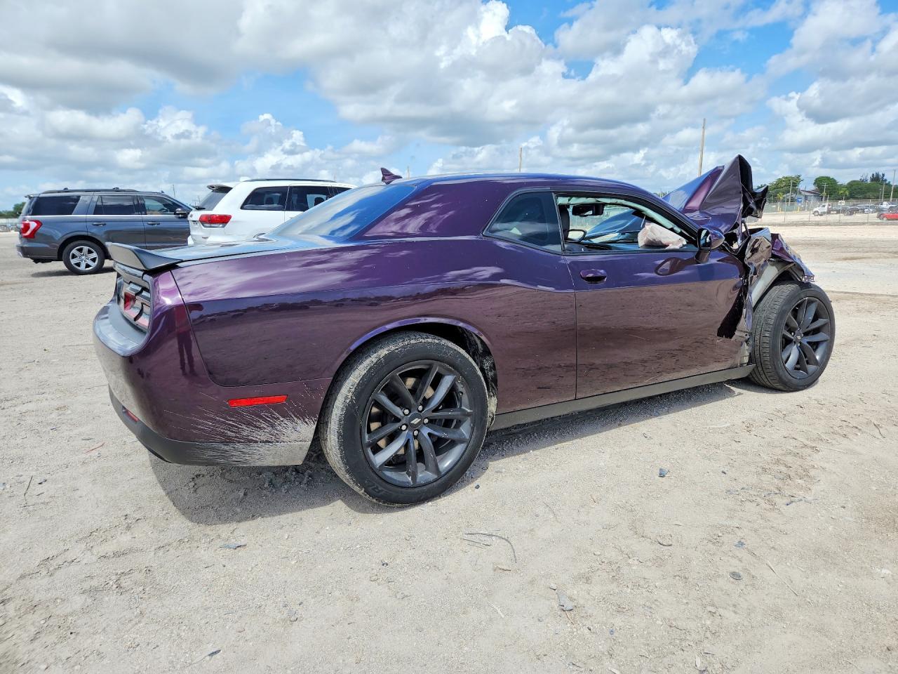 2021 Dodge Challenger R - zdjęcie 3