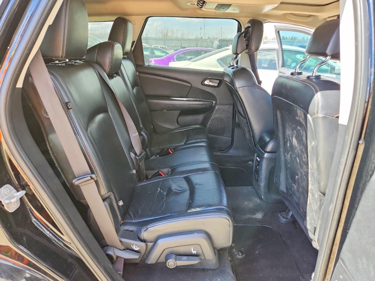 2015 Dodge Journey R/T - zdjęcie 11