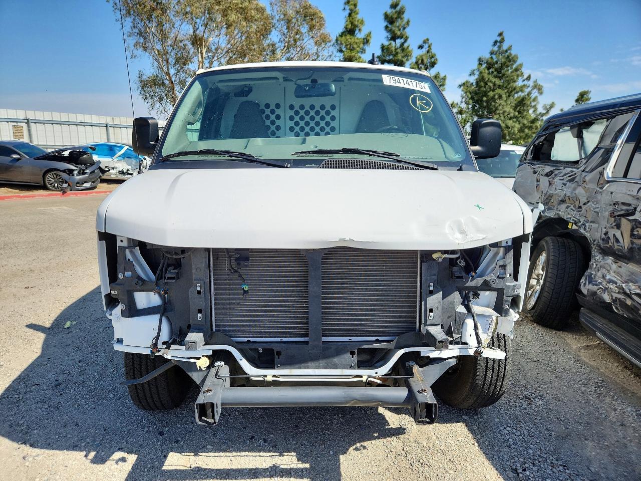 2024 Chevrolet Express G2500 - zdjęcie 5