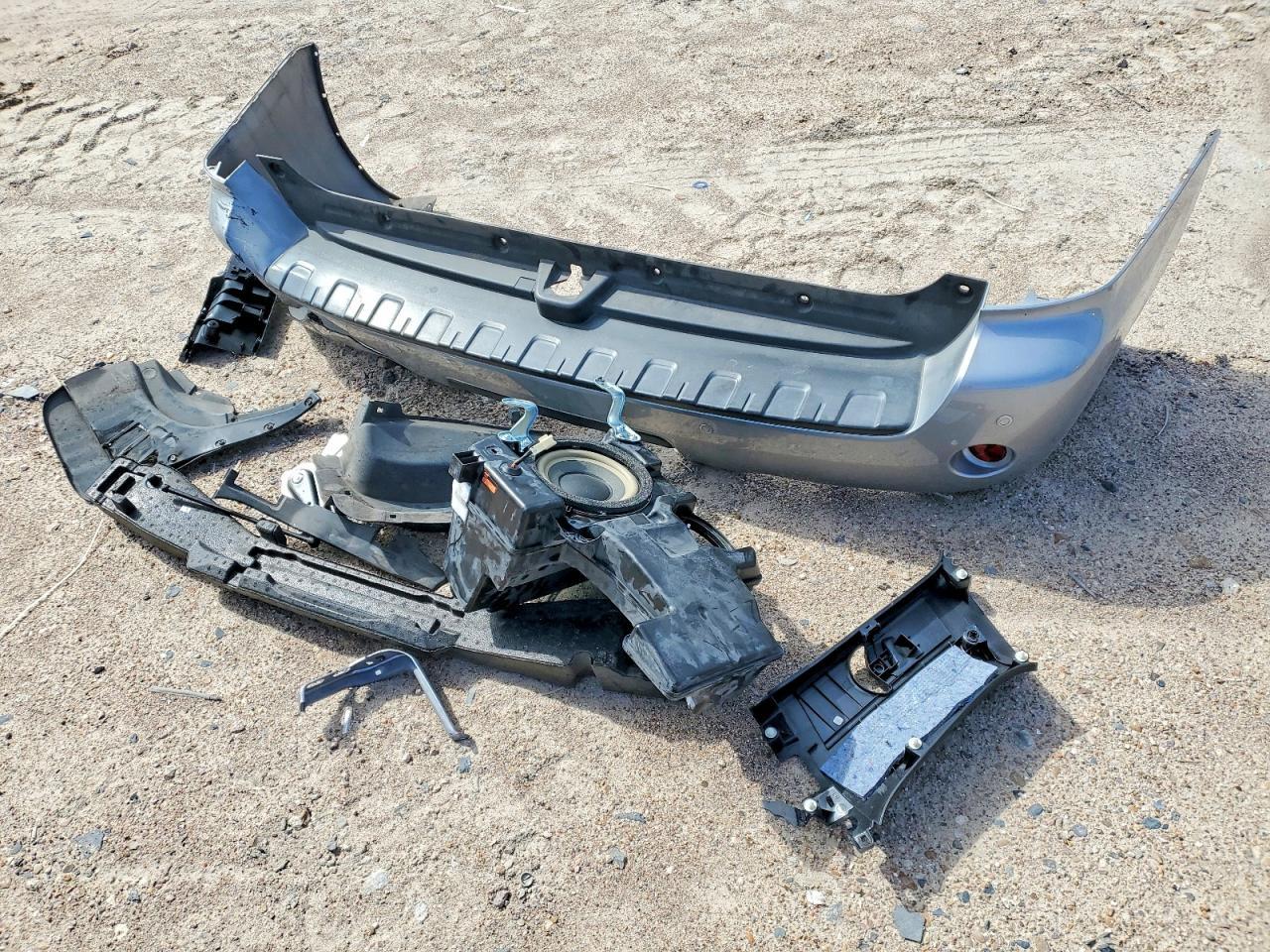 2017 Toyota Sequoia Limited - zdjęcie 13