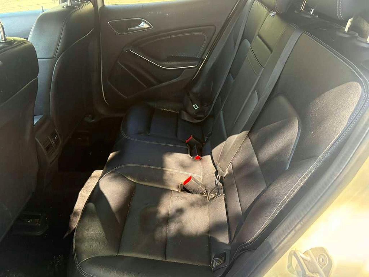 2018 Mercedes-Benz Gla 250 4Matic - zdjęcie 10