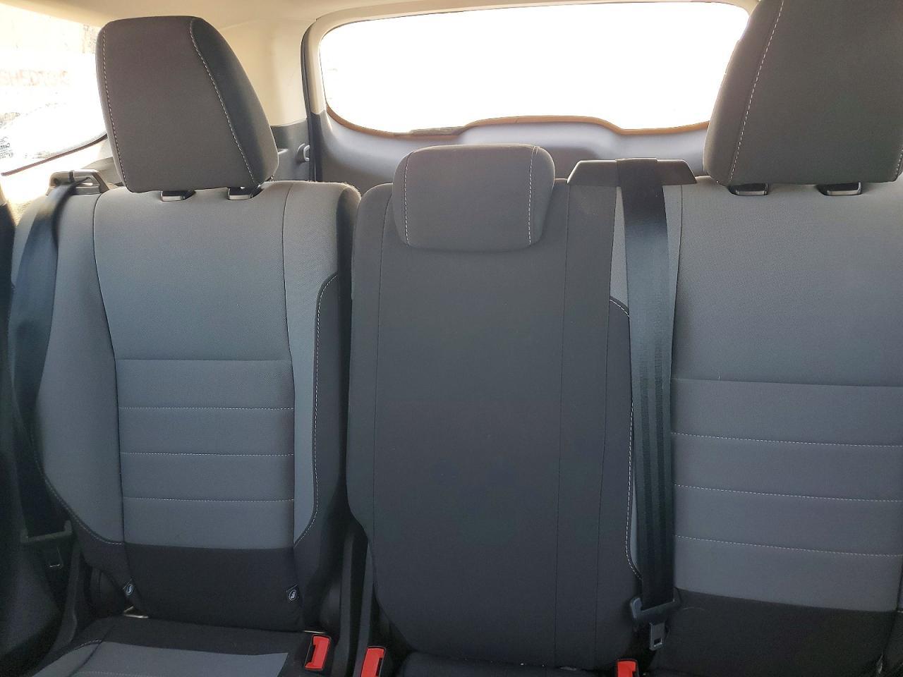 2019 Ford Escape S - zdjęcie 10