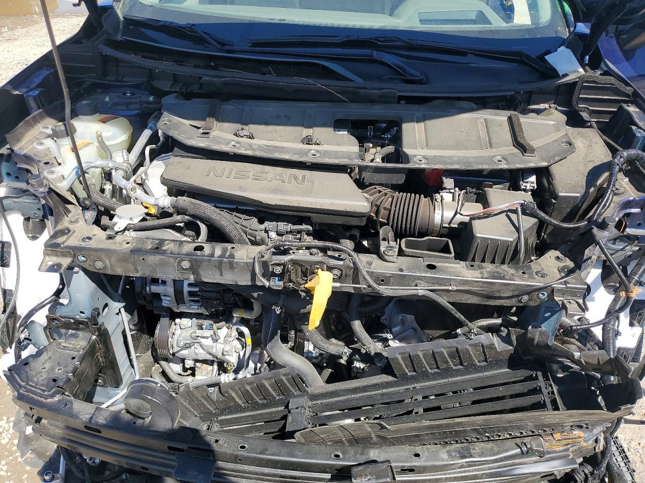 2025 Nissan Rogue Sl - zdjęcie 12