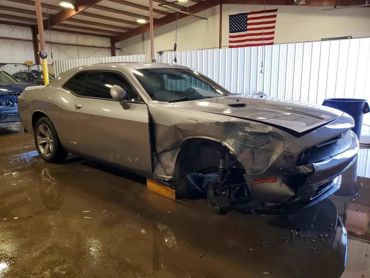 2016 Dodge Challenger Sxt - zdjęcie 4