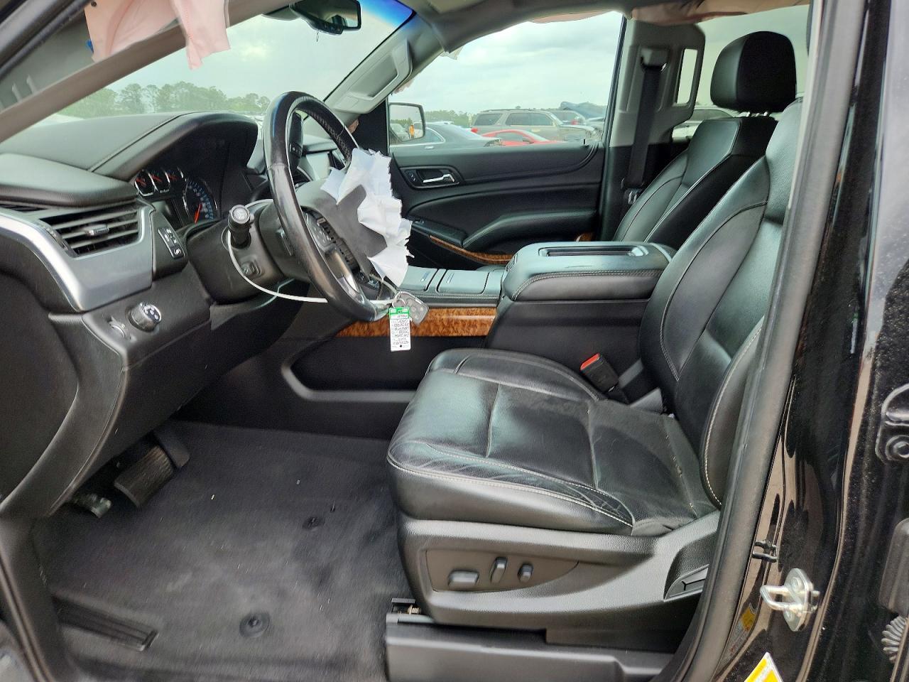 2020 Chevrolet Suburban C1500 Premier - zdjęcie 7