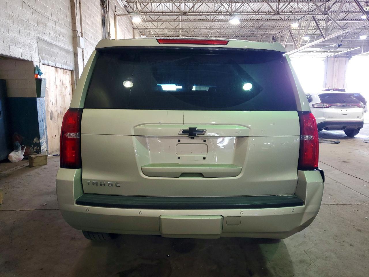2016 Chevrolet Tahoe K1500 Lt - zdjęcie 6