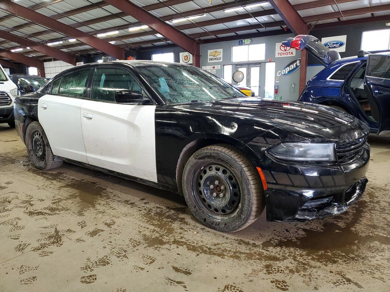 2018 Dodge Charger Police - zdjęcie 4