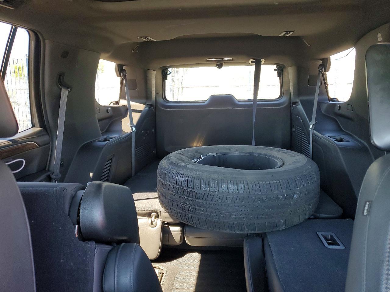 2021 Chevrolet Tahoe C1500 High Country - zdjęcie 10