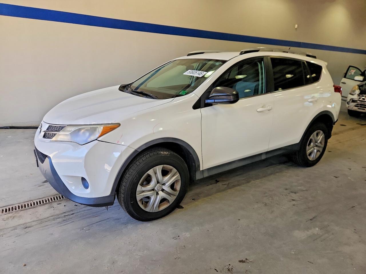 2014 Toyota Rav4 Le - zdjęcie główne
