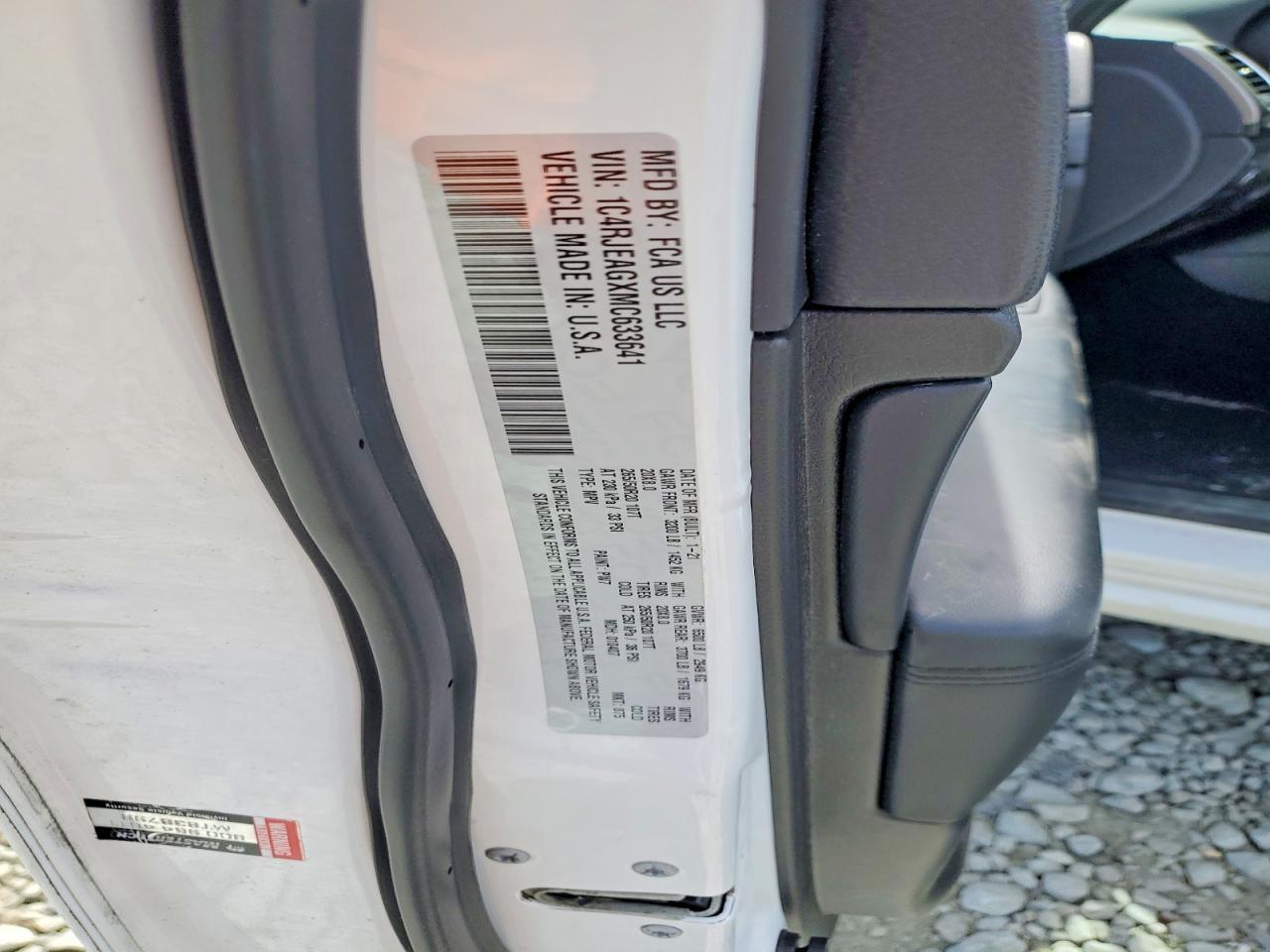 2021 Jeep Grand Cherokee - zdjęcie 13