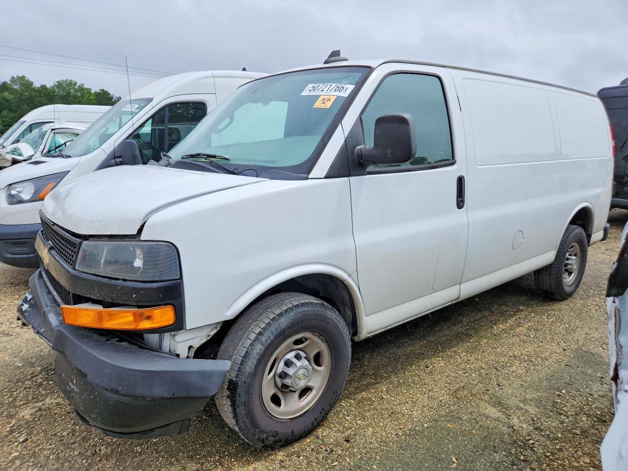 2022 Chevrolet Express G2500 - zdjęcie główne