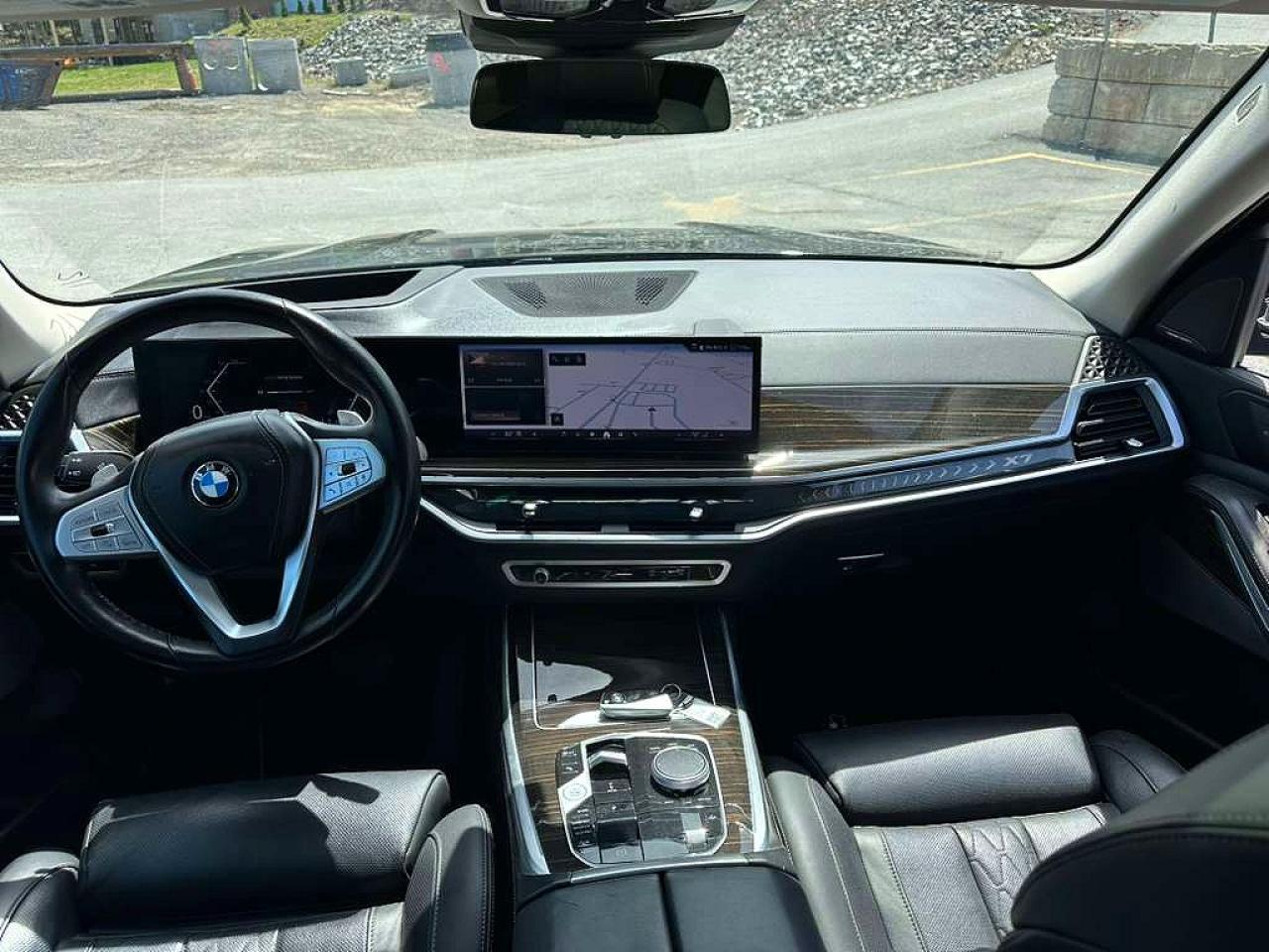 2025 BMW X7 xDrive40I - zdjęcie 6