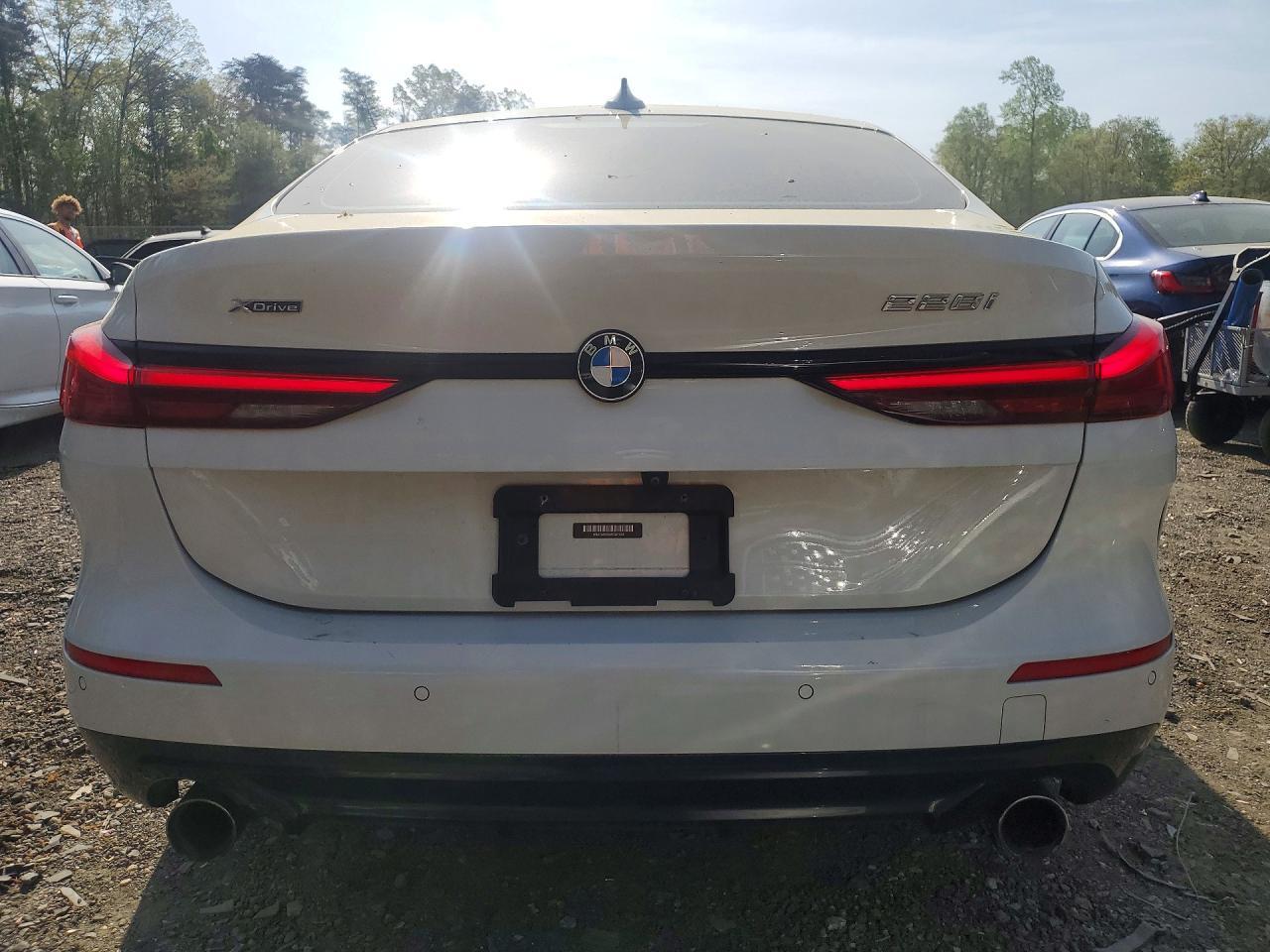 2021 BMW 228Xi - zdjęcie 6