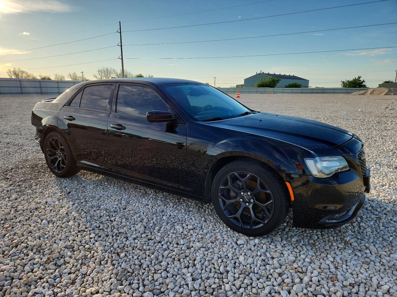 2019 Chrysler 300 S - zdjęcie 4