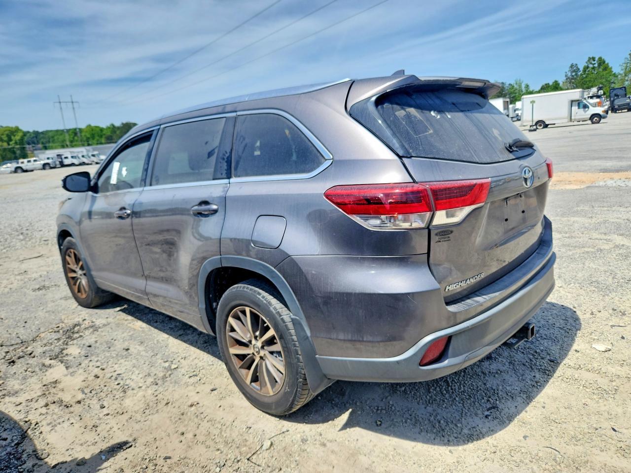 2018 Toyota Highlander Xle - zdjęcie 2
