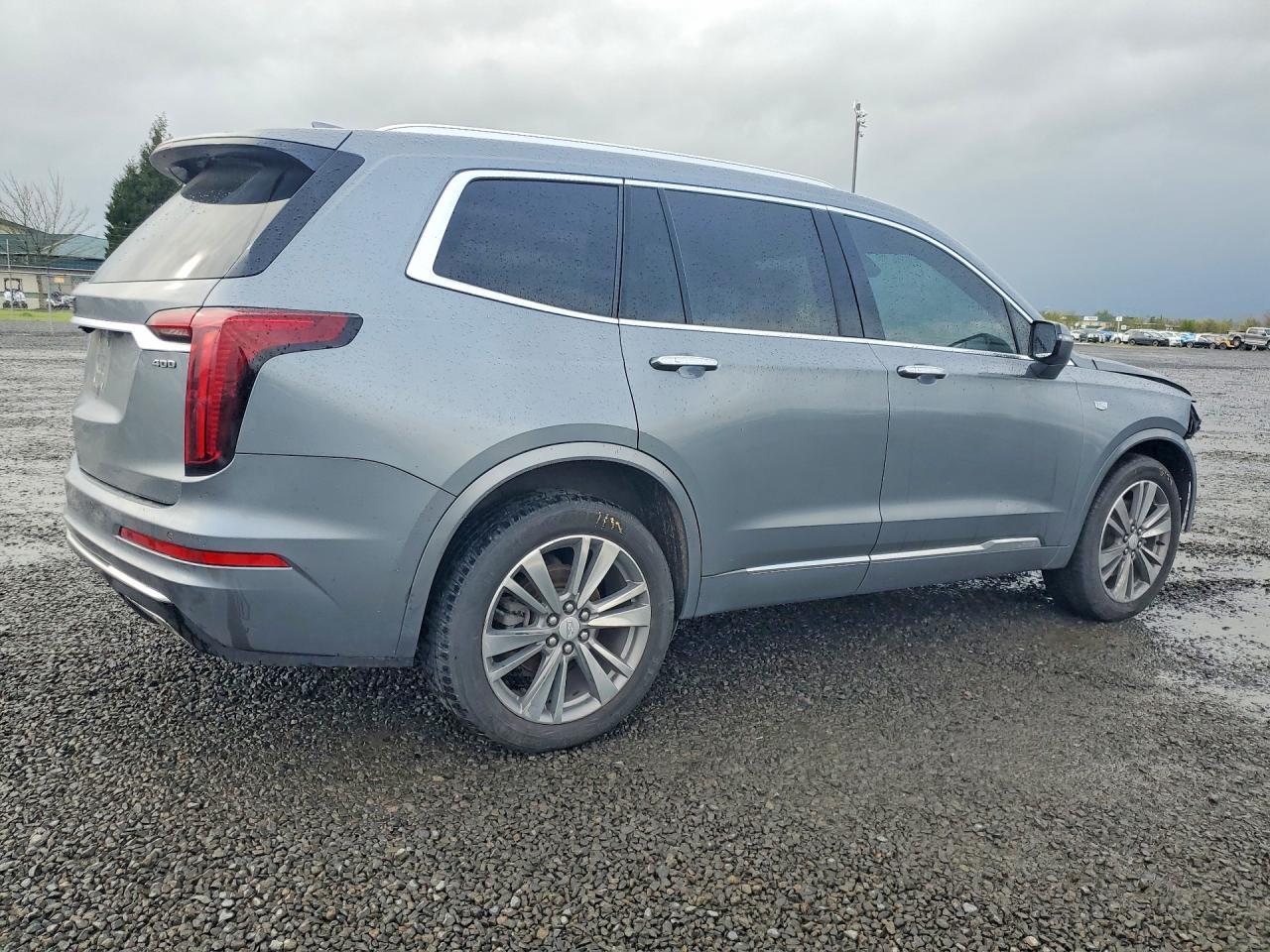2022 Cadillac Xt6 Premium Luxury - zdjęcie 3