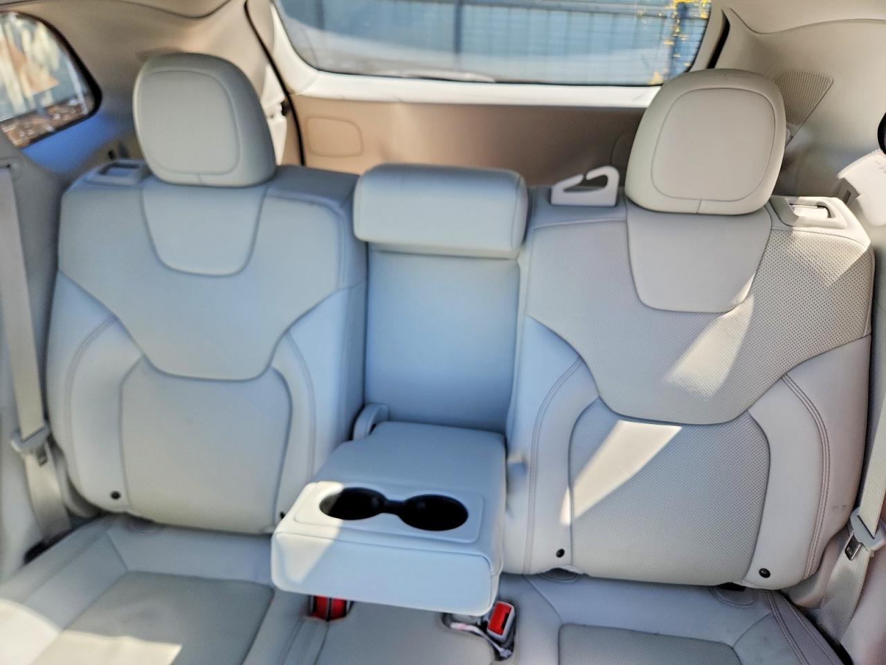 2019 Jeep Cherokee Limited - zdjęcie 10