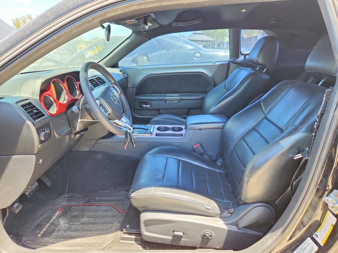 2014 Dodge Challenger Sxt - zdjęcie 7