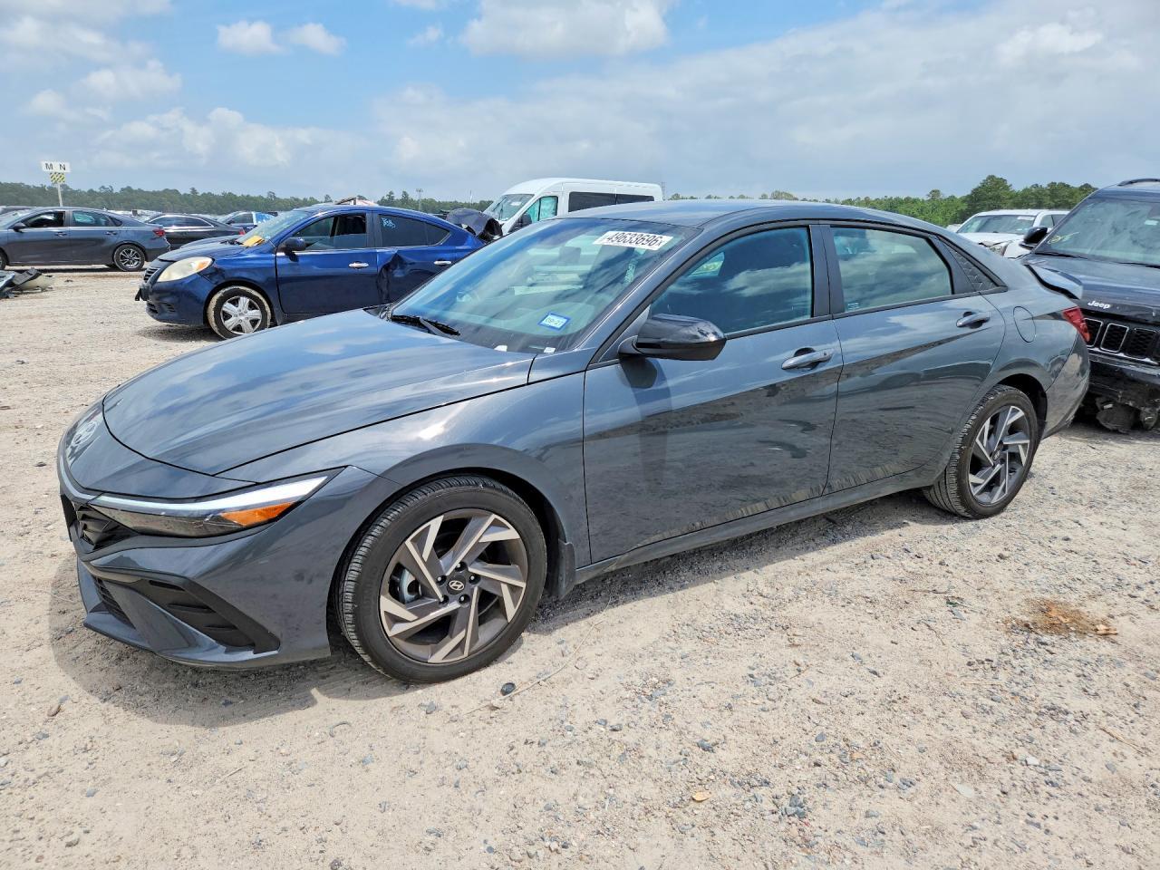 2025 Hyundai Elantra Sel Sport - zdjęcie główne