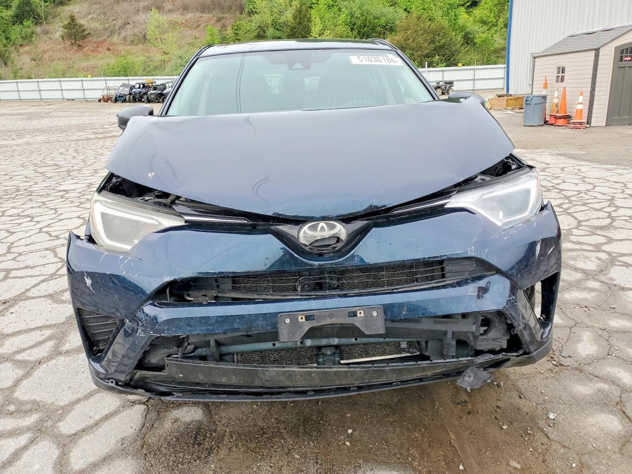 2018 Toyota Rav4 Le - zdjęcie 5