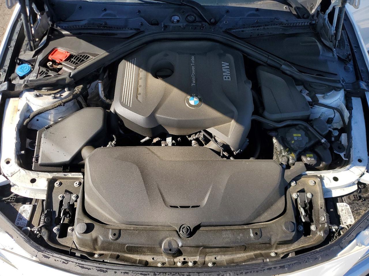 2018 BMW 330 I - zdjęcie 11