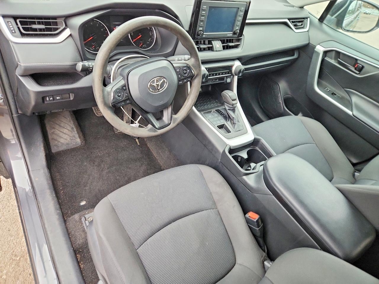 2021 Toyota Rav4 Le - zdjęcie 8