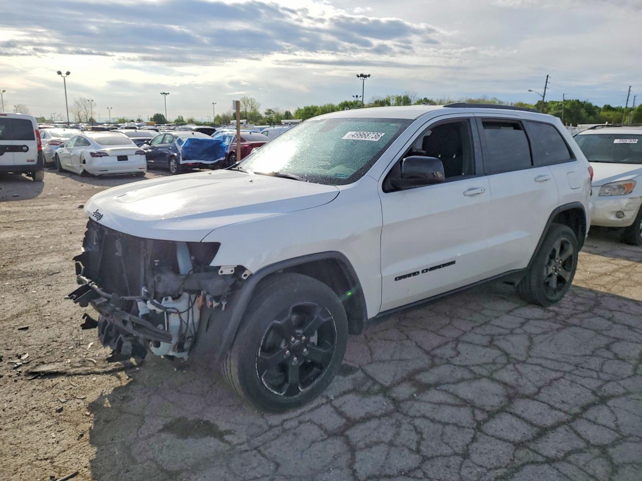 2020 Jeep Grand Cherokee Laredo - zdjęcie główne