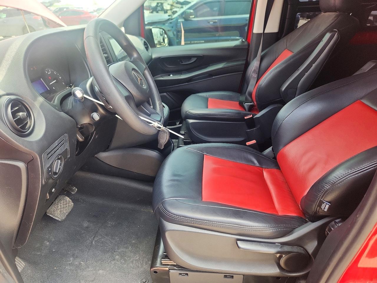 2020 Mercedes Benz Metris Delivery Van - zdjęcie 7