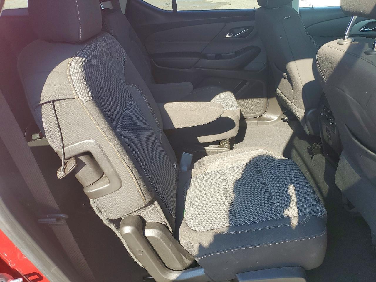 2020 Chevrolet Traverse Lt - zdjęcie 11