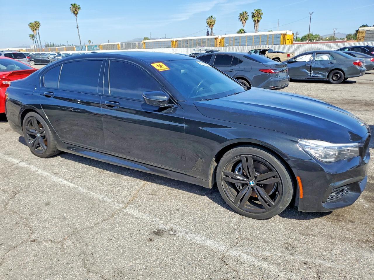 2018 BMW 740 I - zdjęcie 4