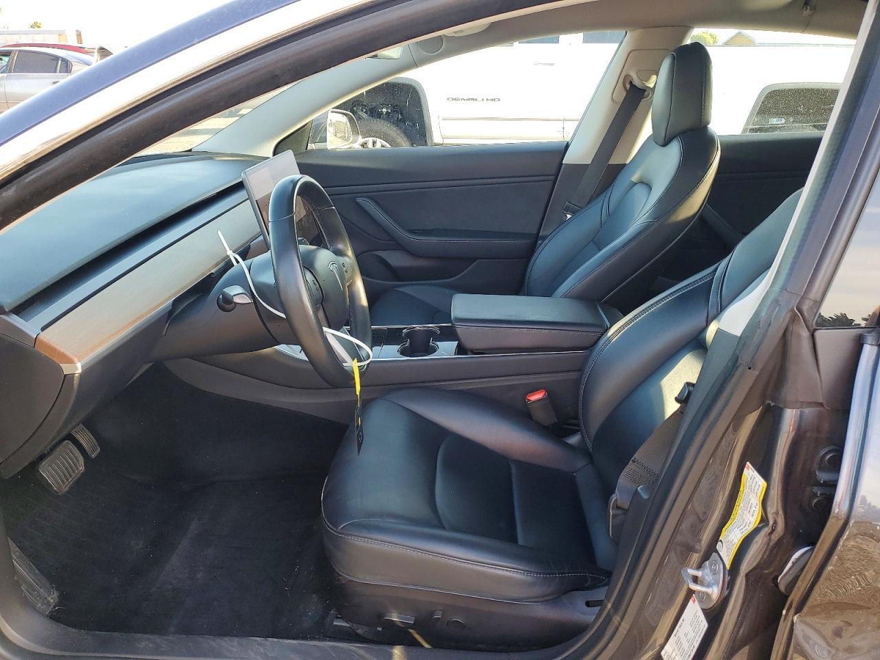 2018 Tesla Model 3 - zdjęcie 7