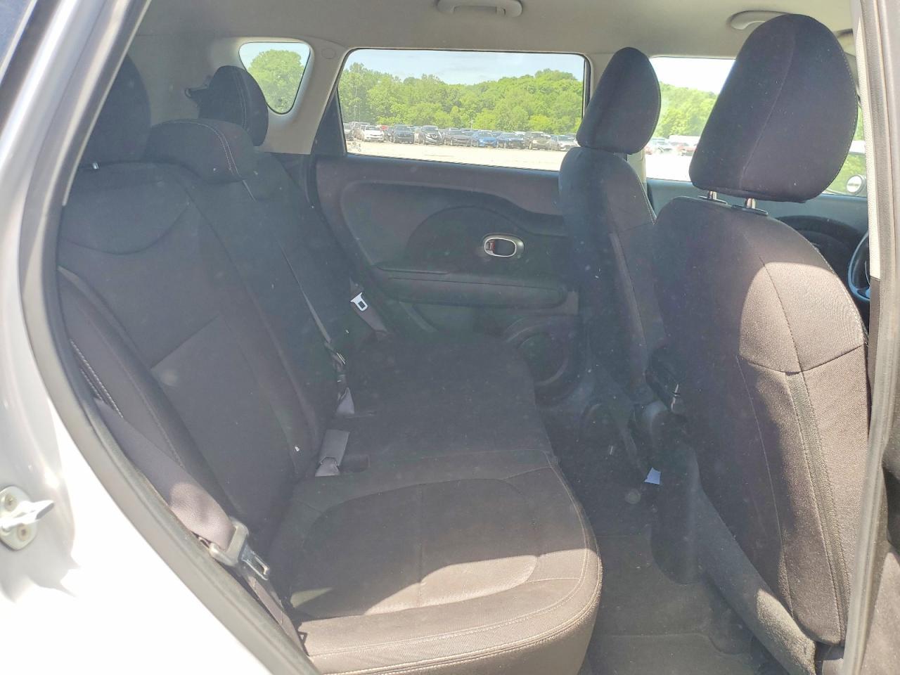 2016 Kia Soul Base - zdjęcie 10