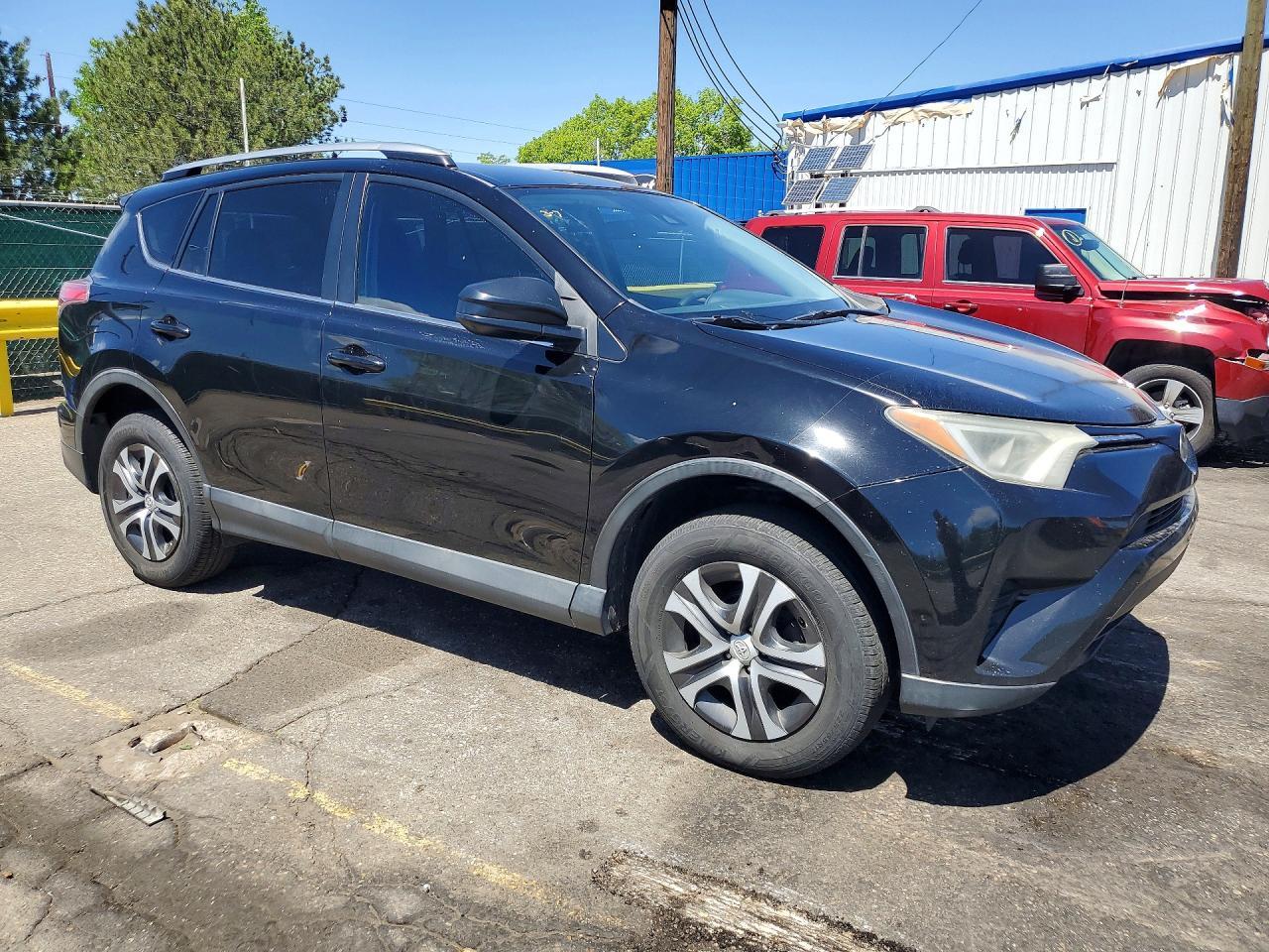 2017 Toyota Rav4 Le - zdjęcie 4