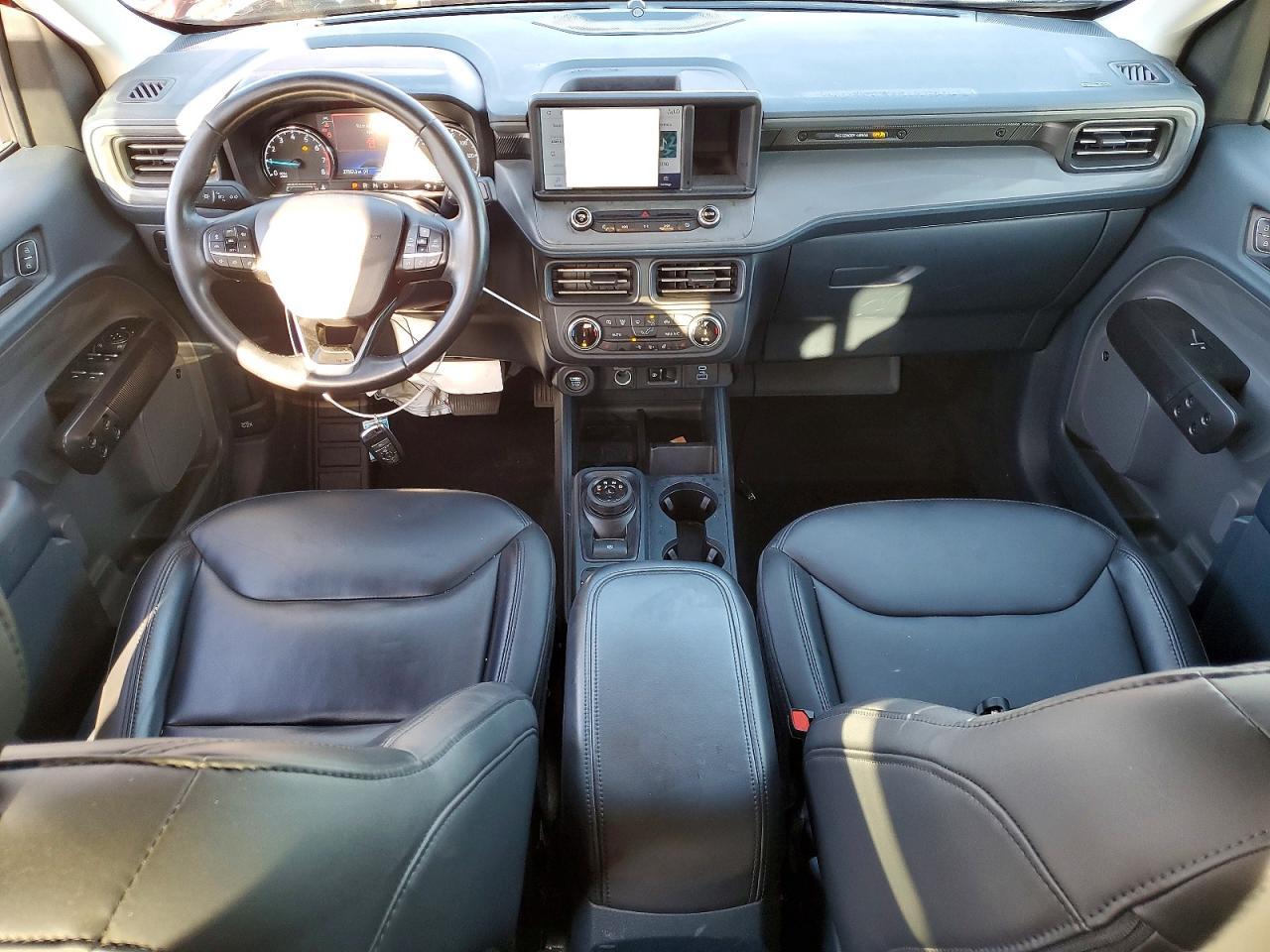 2024 Ford Maverick Lariat - zdjęcie 8