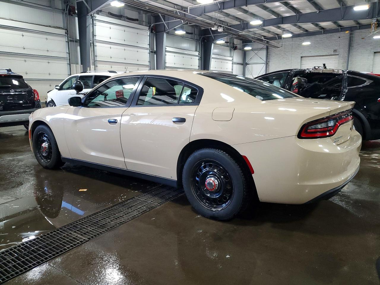 2016 Dodge Charger Police - zdjęcie 2