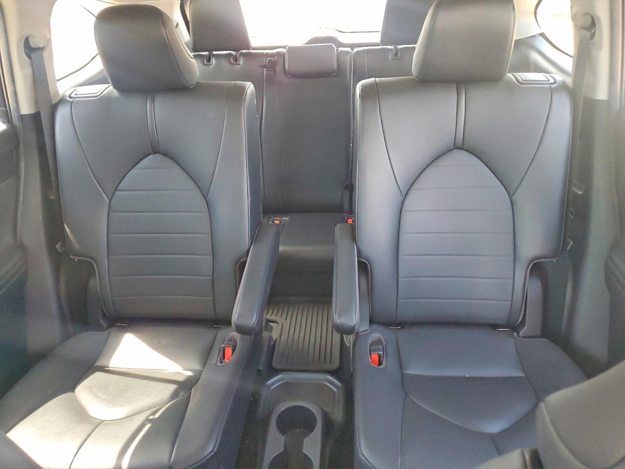 2020 Toyota Highlander Xle - zdjęcie 10