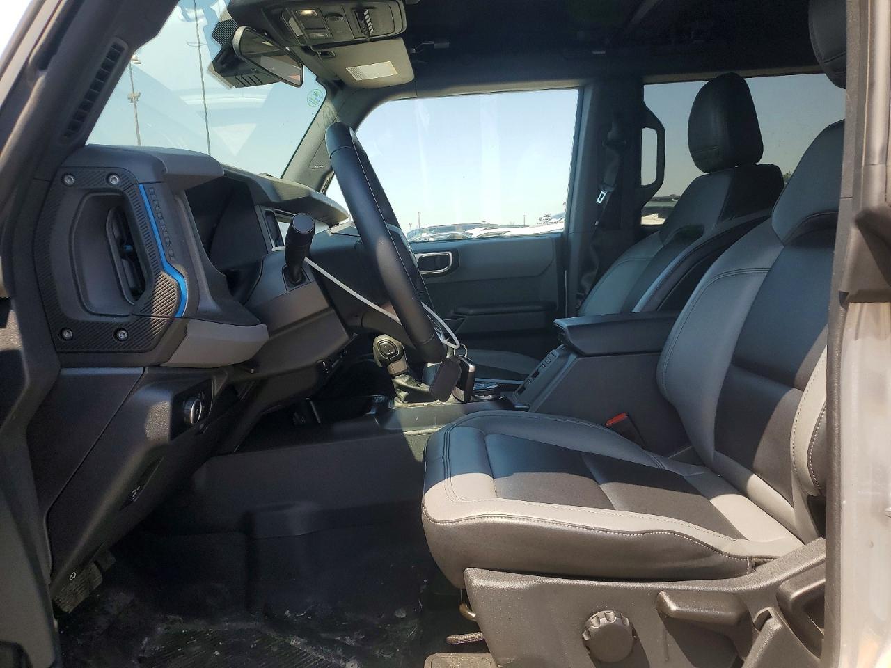 2024 Ford Bronco Black Diamond - zdjęcie 7